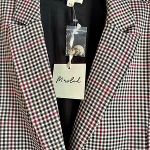 ⭐️NWT⭐️  Marled Plaid Jacket - Size M - Black, Cream, Brown, Red